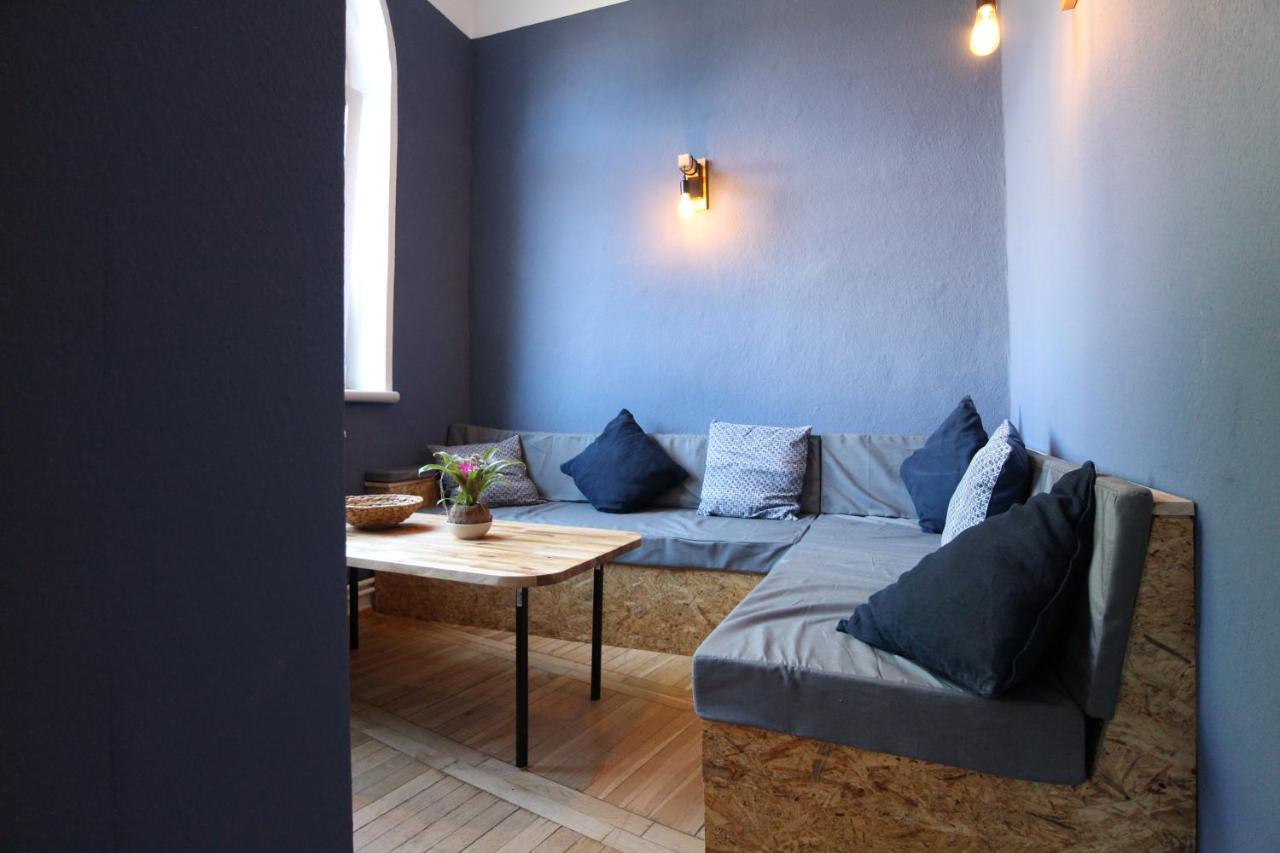 Blue Doors Hostel Ktv ロストック エクステリア 写真