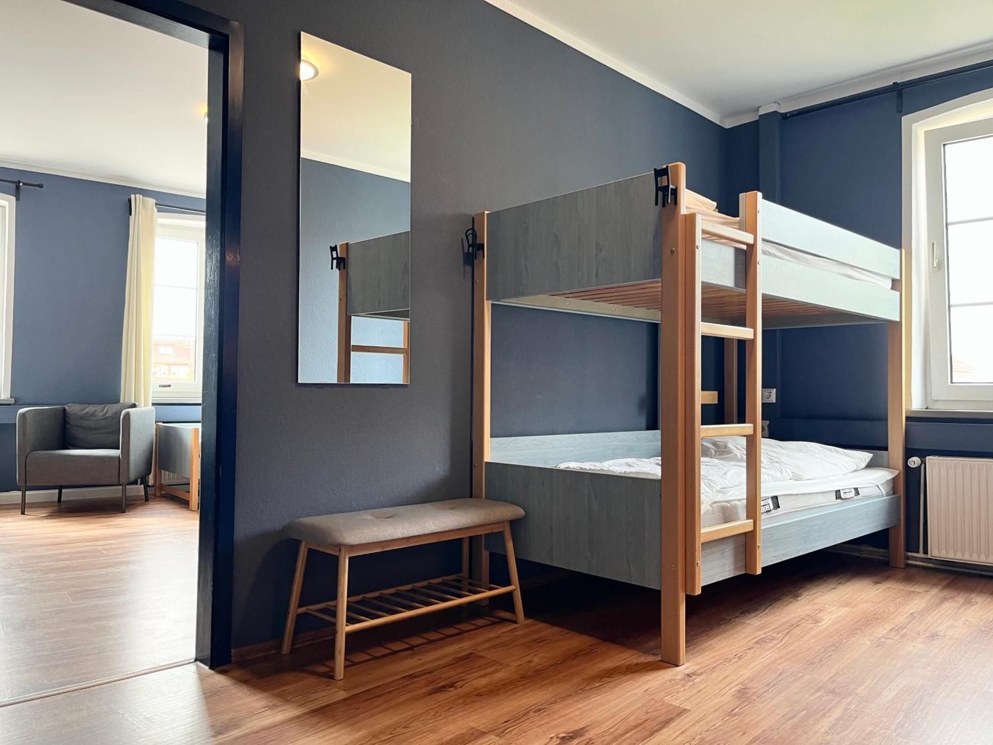 Blue Doors Hostel Ktv ロストック エクステリア 写真